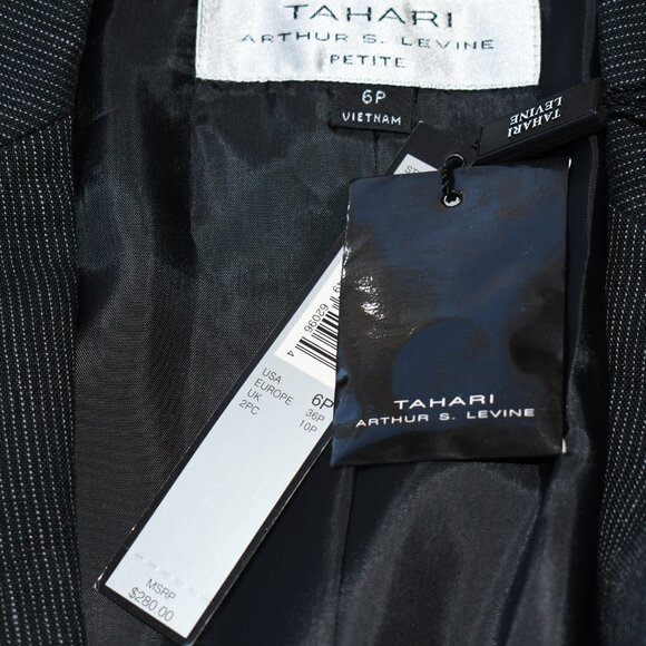 Tahari Linen Blazer - Picture 3 of 3